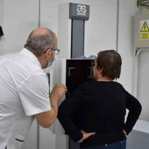 Peste 100 de radiografii gratuite realizate la Centrul de Sănătate ”Sfântul Nectarie”